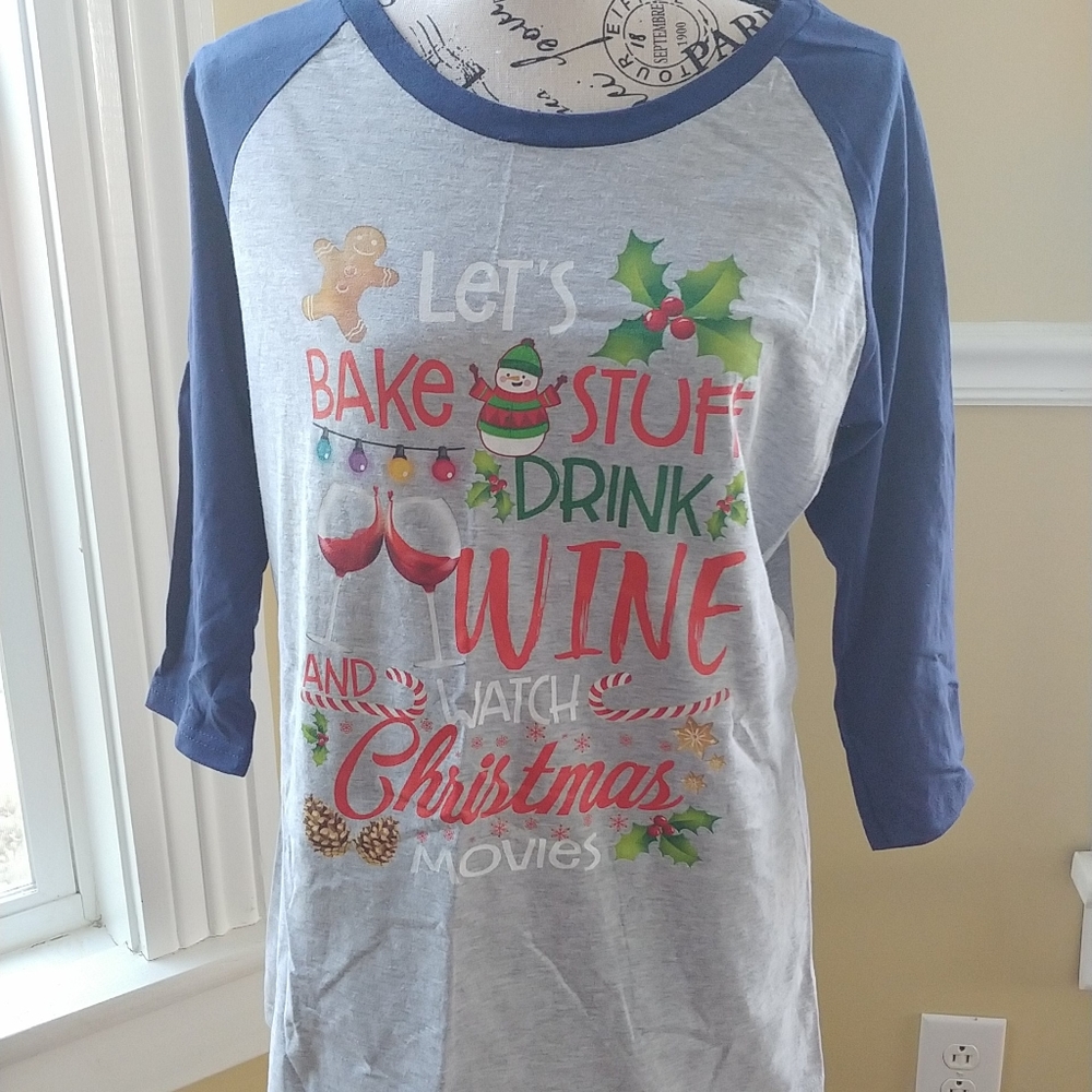 Bake, Wine, Christmas Movies T shirt sz M.